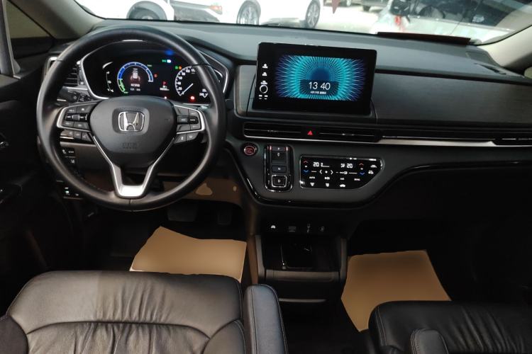 Used Honda Odyssey 2022 2.0L eHEV Sharp Enjoyment Edition Center Console