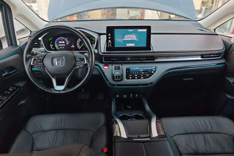Used Honda Odyssey 2022 2.0L eHEV Sharp Enjoyment Edition Center Console