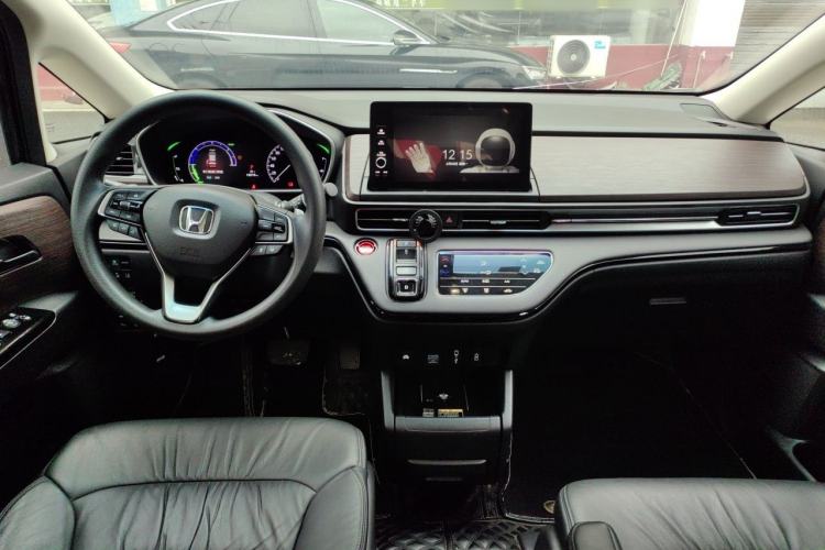 Used Honda Odyssey 2022 2.0L eHEV Sharp Smart Edition Center Console