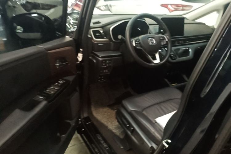 Used Honda Odyssey 2022 2.0L eHEV Sharp Enjoyment Edition Driver Seat