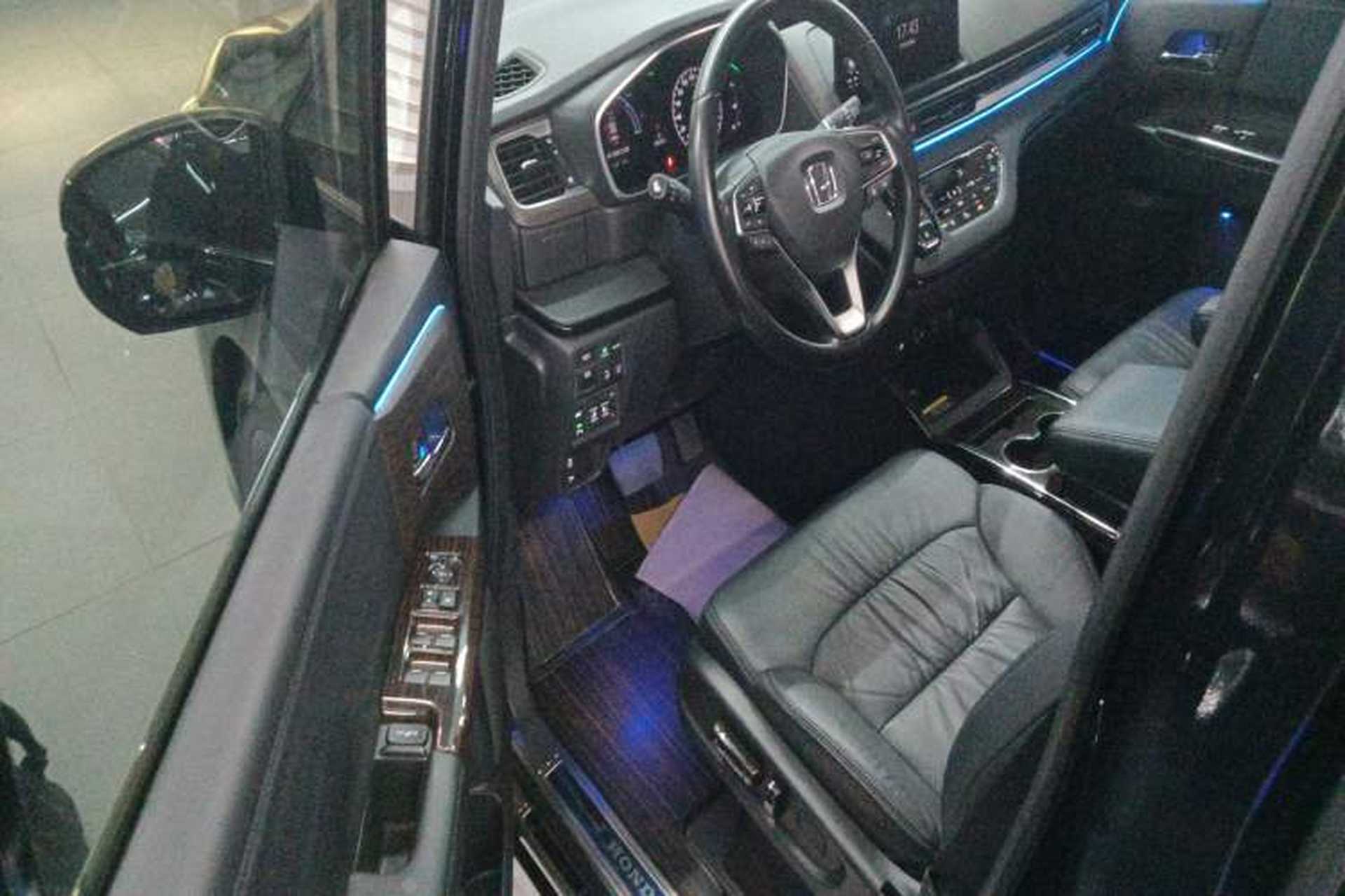 Used Honda Odyssey 2022 2.0L eHEV Sharp Supreme Edition Driver Seat