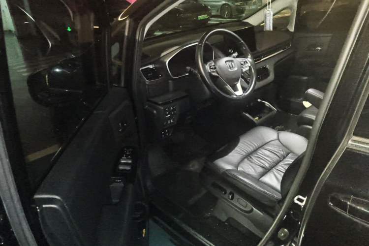 Used Honda Odyssey 2022 2.0L eHEV Sharp Enjoyment Edition Driver Seat