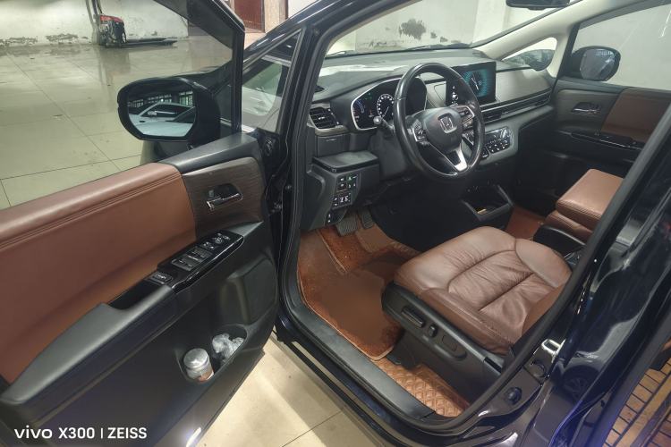 Used Honda Odyssey 2022 2.0L eHEV Sharp Supreme Edition Driver Seat