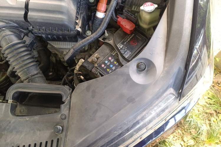Used Honda Odyssey 2022 2.0L eHEV Sharp Enjoyment Edition Engine Bay Left