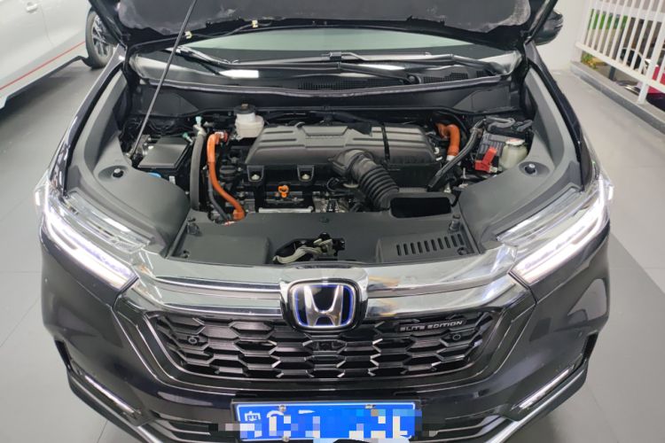Used Honda Odyssey 2022 2.0L eHEV Prestige Four-Seater Edition Engine Bay