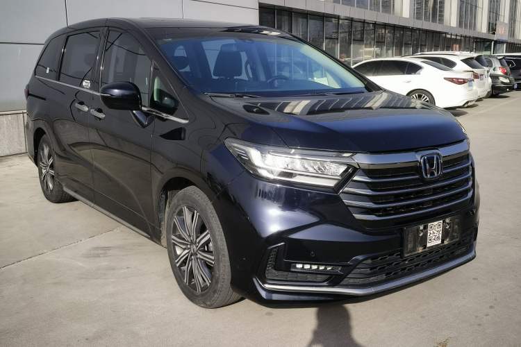 Used Honda Odyssey 2022 2.0L eHEV Sharp Enjoyment Edition Exterior 2