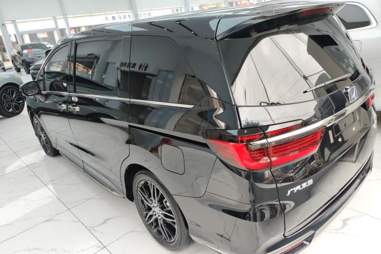 Used Honda Odyssey 2022 2.0L eHEV Sharp·Luxury Edition Exterior 2