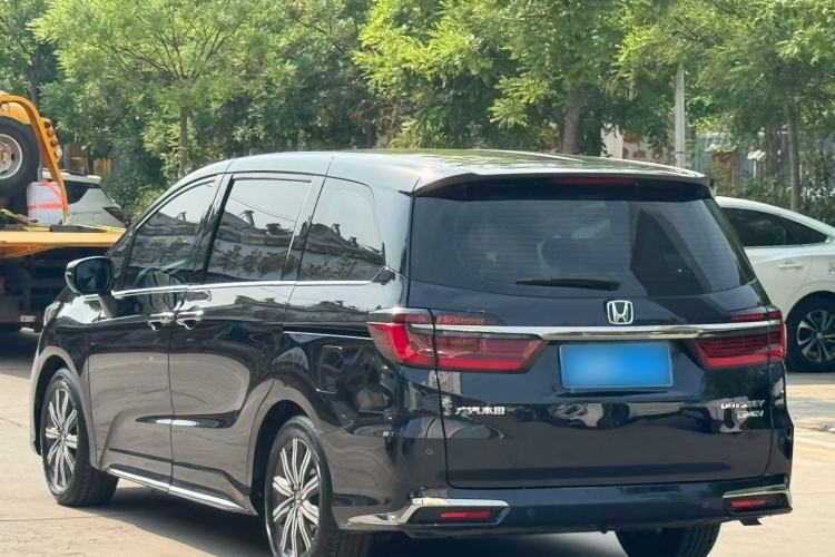 Used Honda Odyssey 2022 2.0L eHEV Sharp Enjoyment Edition Exterior 2