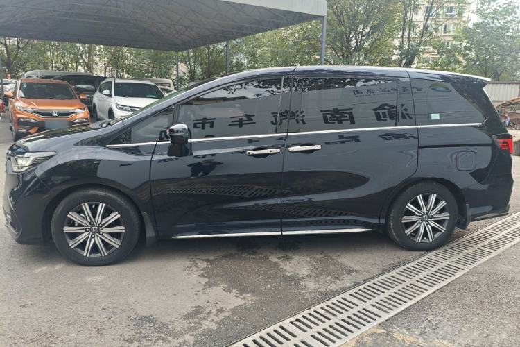 Used Honda Odyssey 2022 2.0L eHEV Sharp Enjoyment Edition Exterior 3