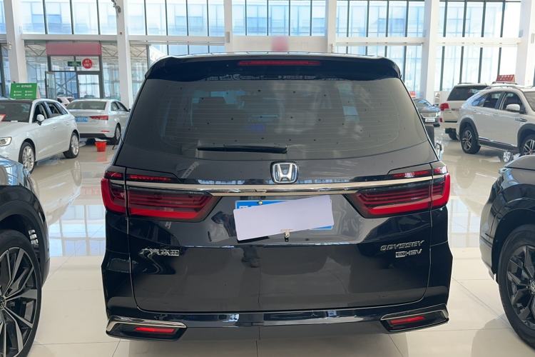 Used Honda Odyssey 2022 2.0L eHEV Sharp Enjoyment Edition Exterior 4