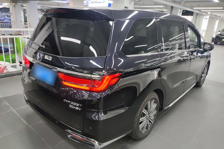 Used Honda Odyssey 2022 2.0L eHEV Prestige Four-Seater Edition Exterior 5