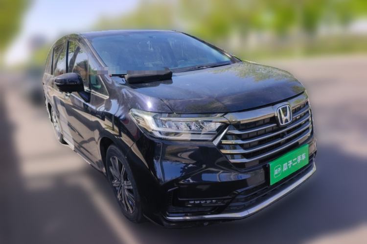 Used Honda Odyssey 2022 2.0L eHEV Sharp Enjoyment Edition Front Right 45 Deg