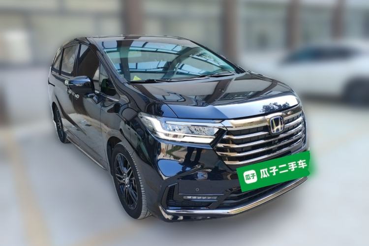 Used Honda Odyssey 2022 2.0L eHEV Sharp Supreme Edition Front Right 45 Deg
