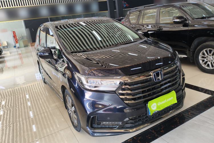 Used Honda Odyssey 2022 2.0L eHEV Sharp Enjoyment Edition Front Right 45 Deg