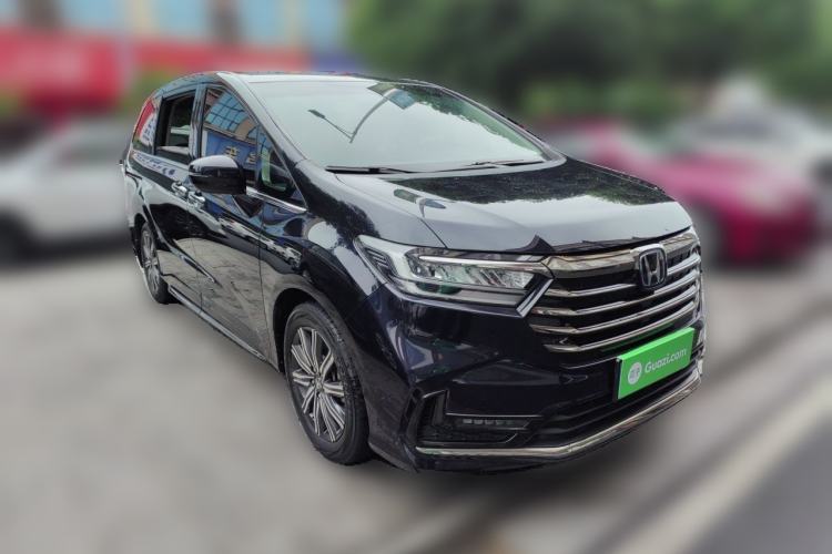 Used Honda Odyssey 2022 2.0L eHEV Sharp Smart Edition Front Right 45 Deg