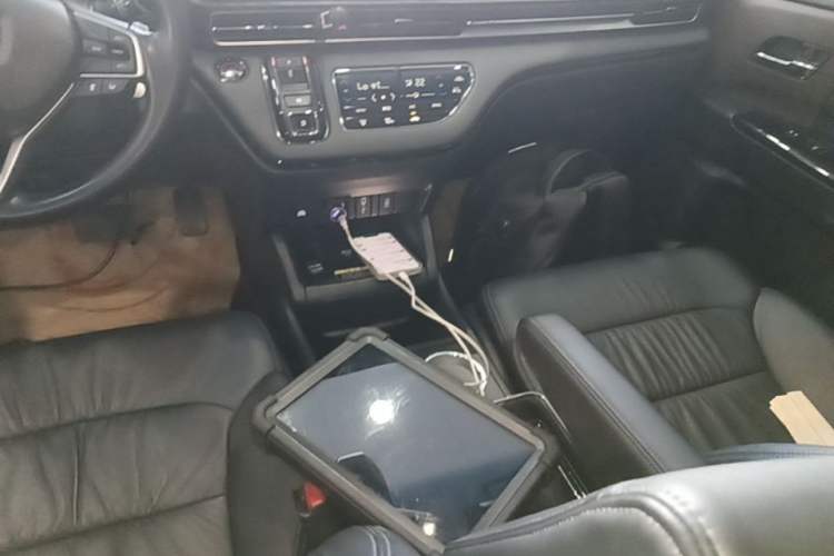 Used Honda Odyssey 2022 2.0L eHEV Sharp Supreme Edition Gear Lever