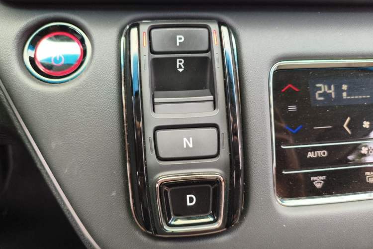 Used Honda Odyssey 2022 2.0L eHEV Prestige Four-Seater Edition Gear Lever