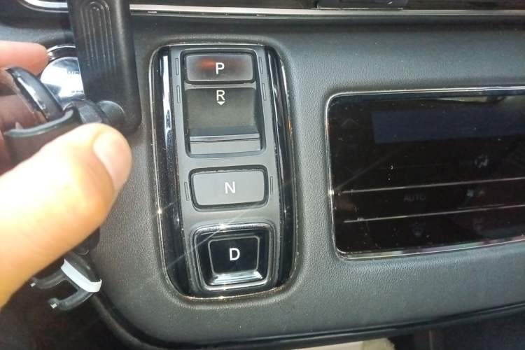 Used Honda Odyssey 2022 2.0L eHEV Sharp Enjoyment Edition Gear Lever