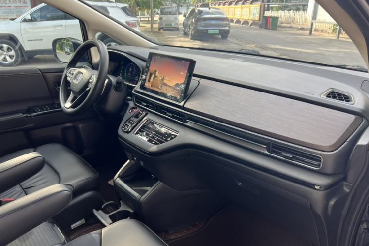 Used Honda Odyssey 2022 2.0L eHEV Sharp Enjoyment Edition Interior 2