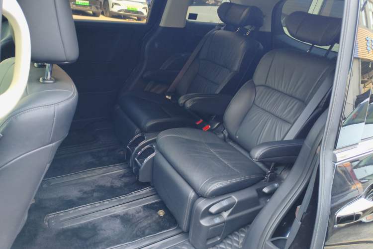 Used Honda Odyssey 2022 2.0L eHEV Sharp·Luxury Edition Interior 4