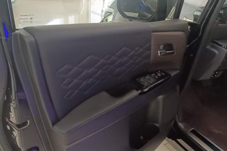 Used Honda Odyssey 2022 2.0L eHEV Sharp Enjoyment Edition Interior 7