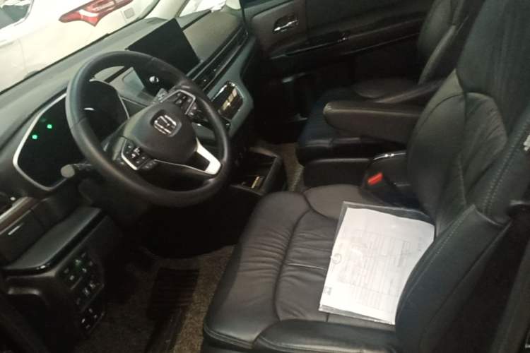 Used Honda Odyssey 2022 2.0L eHEV Sharp Enjoyment Edition Left Front Seat