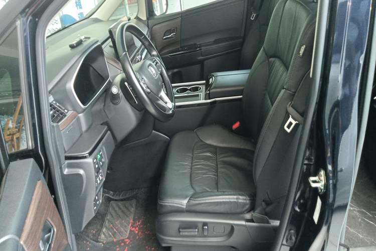 Used Honda Odyssey 2022 2.0L eHEV Sharp·Luxury Edition Left Front Seat