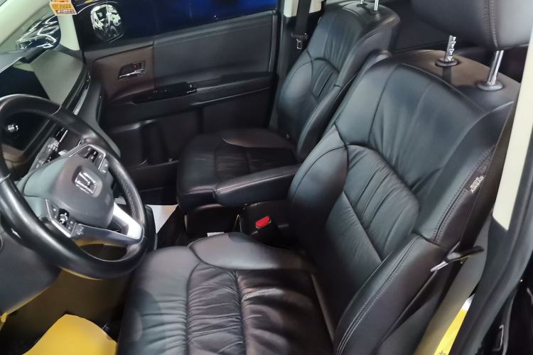 Used Honda Odyssey 2022 2.0L eHEV Sharp Enjoyment Edition Left Front Seat