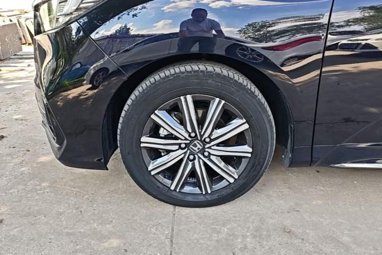 Used Honda Odyssey 2022 2.0L eHEV Sharp Enjoyment Edition Left Front Wheel Hub