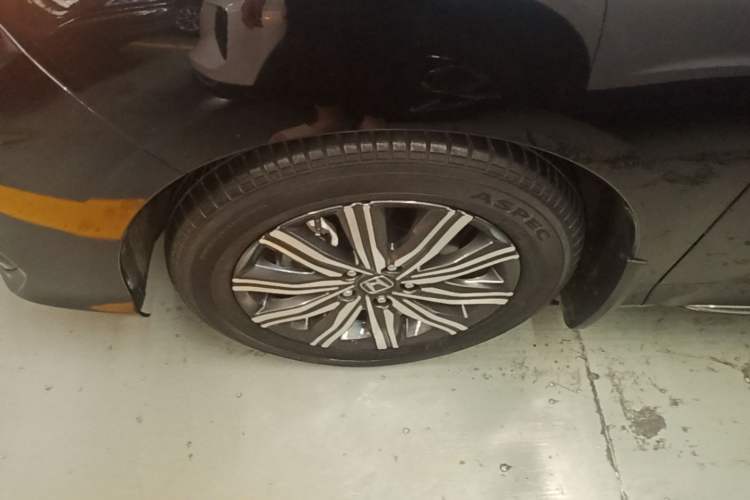 Used Honda Odyssey 2022 2.0L eHEV Sharp Enjoyment Edition Left Front Wheel Hub