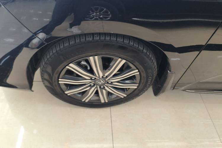 Used Honda Odyssey 2022 2.0L eHEV Sharp Enjoyment Edition Left Front Wheel Hub