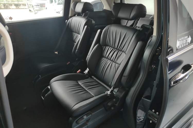Used Honda Odyssey 2022 2.0L eHEV Sharp Enjoyment Edition Left Rear Seat