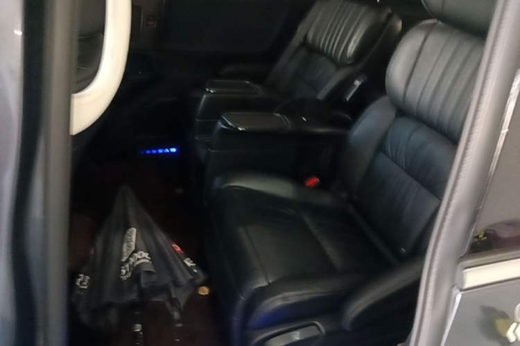 Used Honda Odyssey 2022 2.0L eHEV Sharp Supreme Edition Left Rear Seat