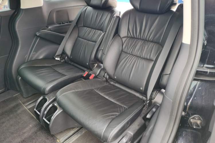 Used Honda Odyssey 2022 2.0L eHEV Sharp Enjoyment Edition Left Rear Seat
