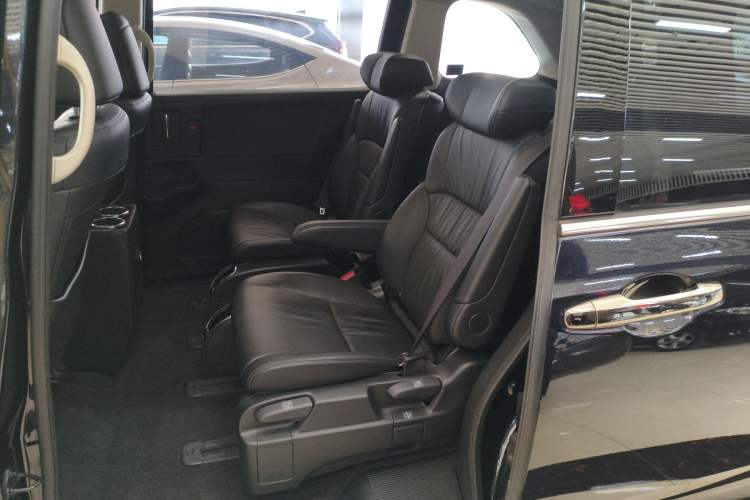 Used Honda Odyssey 2022 2.0L eHEV Sharp Enjoyment Edition Left Rear Seat