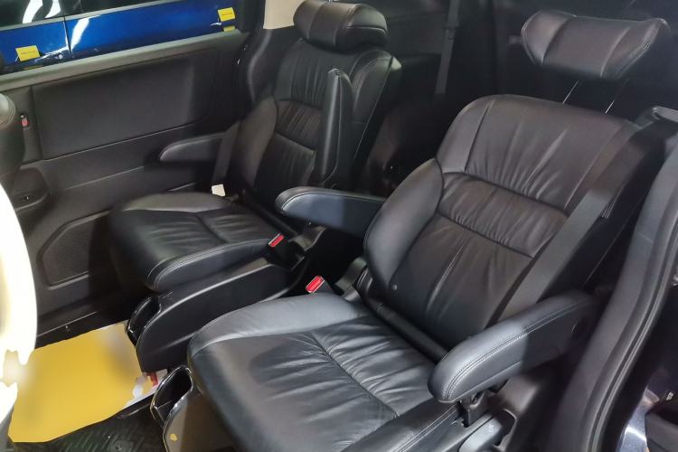 Used Honda Odyssey 2022 2.0L eHEV Sharp Enjoyment Edition Left Rear Seat