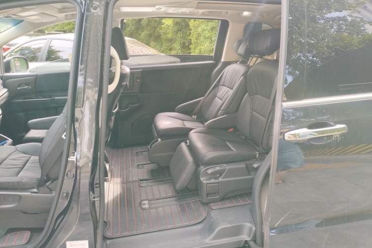Used Honda Odyssey 2022 2.0L eHEV Sharp·Luxury Edition Left Rear Seat