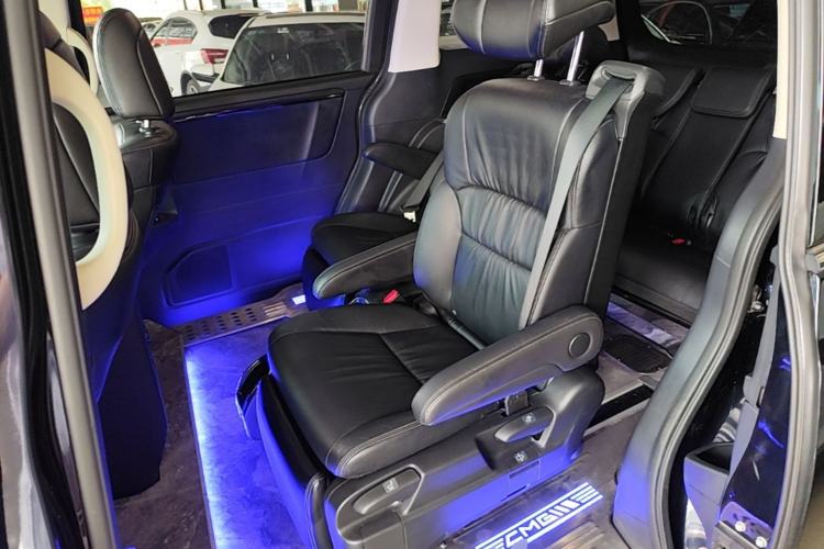 Used Honda Odyssey 2022 2.0L eHEV Sharp Enjoyment Edition Left Rear Seat