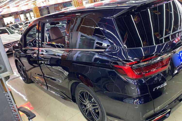 Used Honda Odyssey 2022 2.0L eHEV Sharp·Luxury Edition Left Side