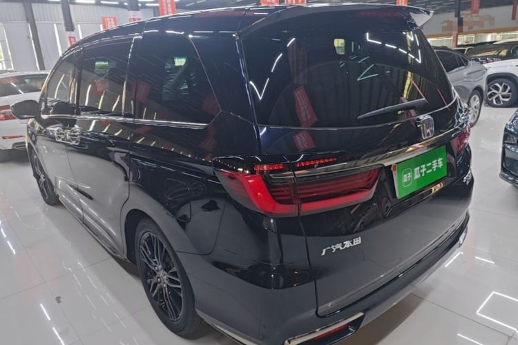 Used Honda Odyssey 2022 2.0L eHEV Sharp·Luxury Edition Rear Left 45 Deg