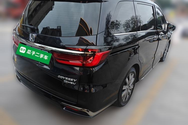 Used Honda Odyssey 2022 2.0L eHEV Sharp Smart Edition Rear Right 45 Deg