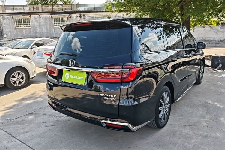 Used Honda Odyssey 2022 2.0L eHEV Sharp Enjoyment Edition Rear Right 45 Deg