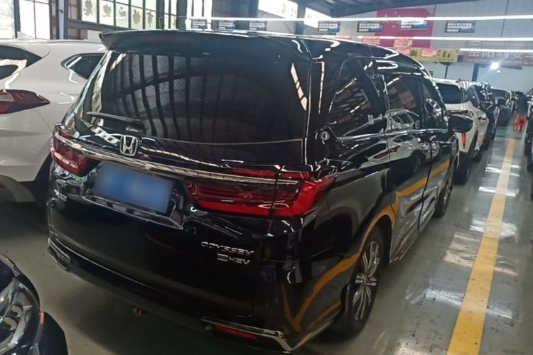 Used Honda Odyssey 2022 2.0L eHEV Sharp Enjoyment Edition Rear Right 45 Deg