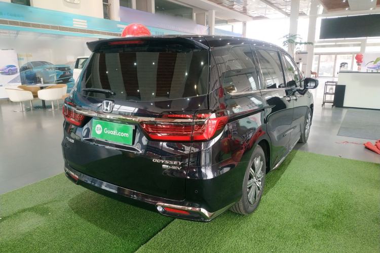 Used Honda Odyssey 2022 2.0L eHEV Sharp Enjoyment Edition Rear Right 45 Deg