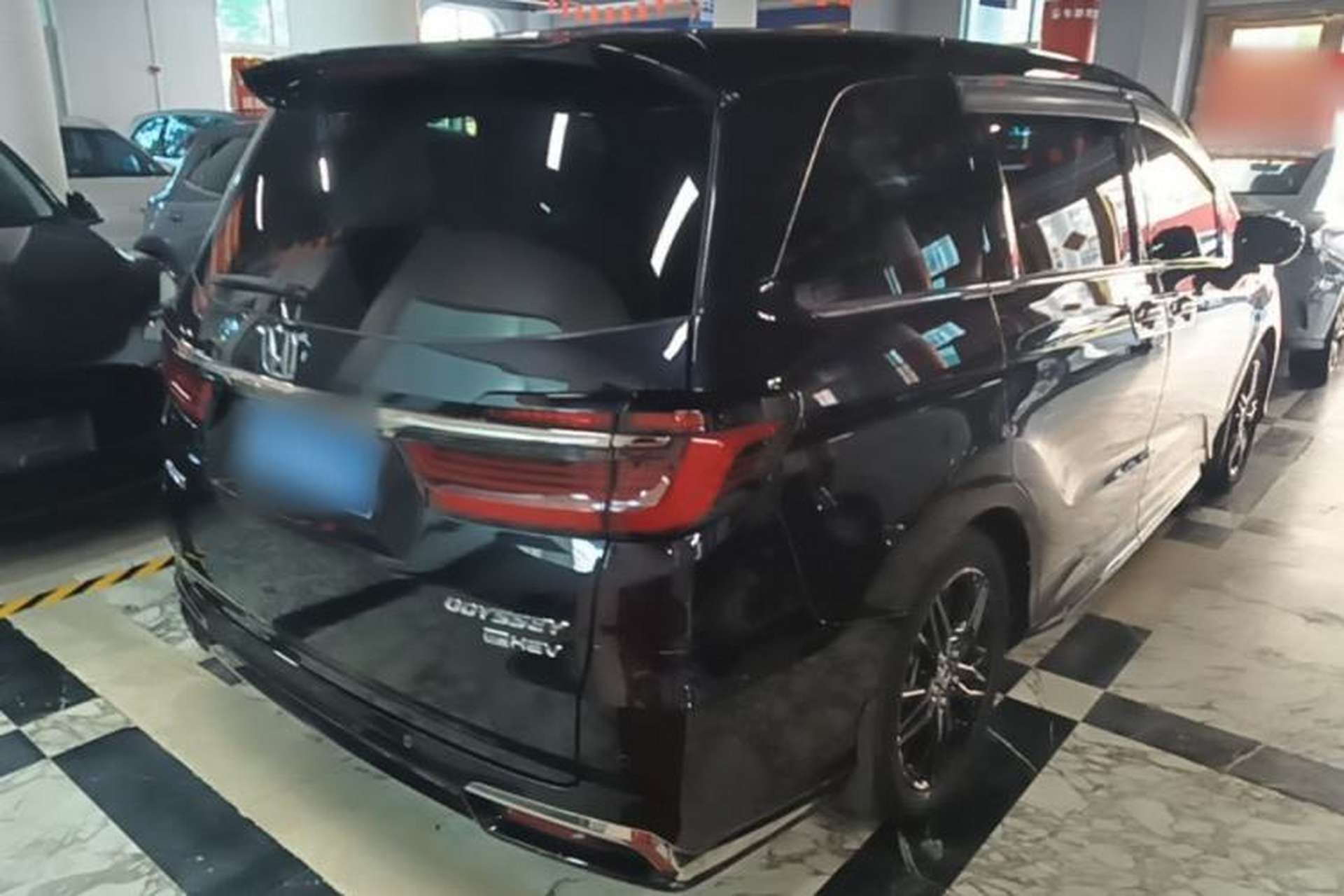 Used Honda Odyssey 2022 2.0L eHEV Sharp·Luxury Edition Rear Right 45 Deg