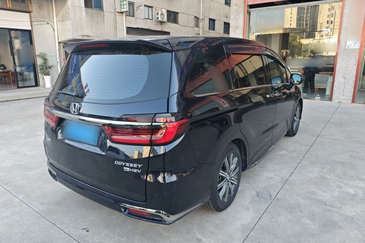 Used Honda Odyssey 2022 2.0L eHEV Sharp Enjoyment Edition Rear Right 45 Deg