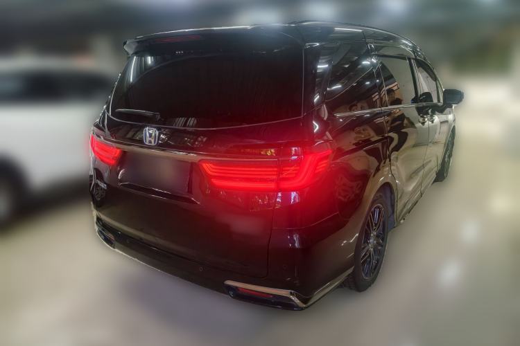 Used Honda Odyssey 2022 2.0L eHEV Sharp Supreme Edition Rear Right 45 Deg