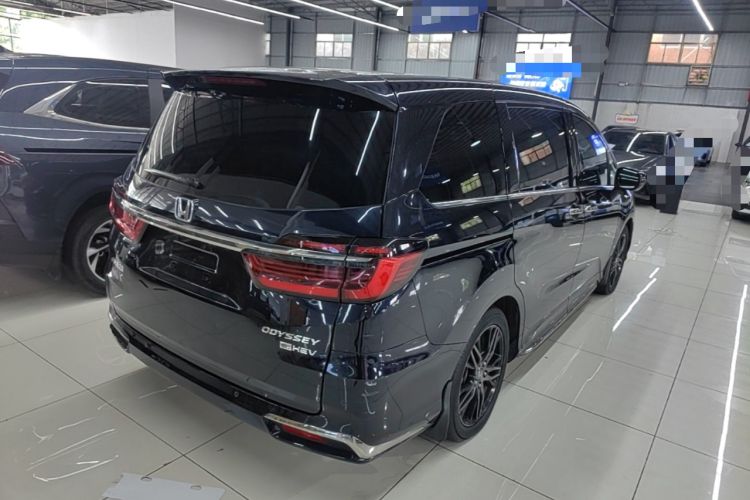 Used Honda Odyssey 2022 2.0L eHEV Sharp·Luxury Edition Rear Right 45 Deg