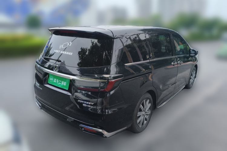 Used Honda Odyssey 2022 2.0L eHEV Prestige Four-Seater Edition Rear Right 45 Deg
