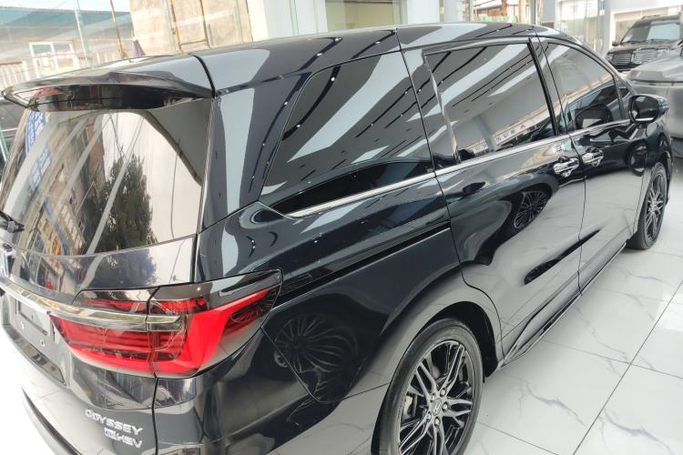 Used Honda Odyssey 2022 2.0L eHEV Sharp·Luxury Edition Rear Right 45 Deg